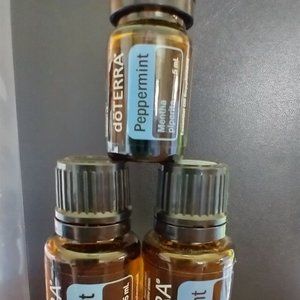 PREOWNED  SEALED Peppermint Essential Oil 2- 15-mL and 1- 5mL